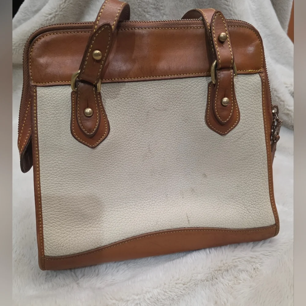 Vintage Dooney & Bourke All Weather leather Carpet Shoulder Bag - Picture 13 of 16